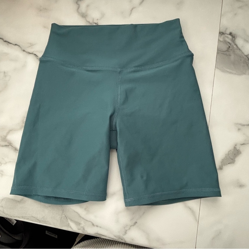 Abercrombie Bike Shorts - Picture 6 of 7